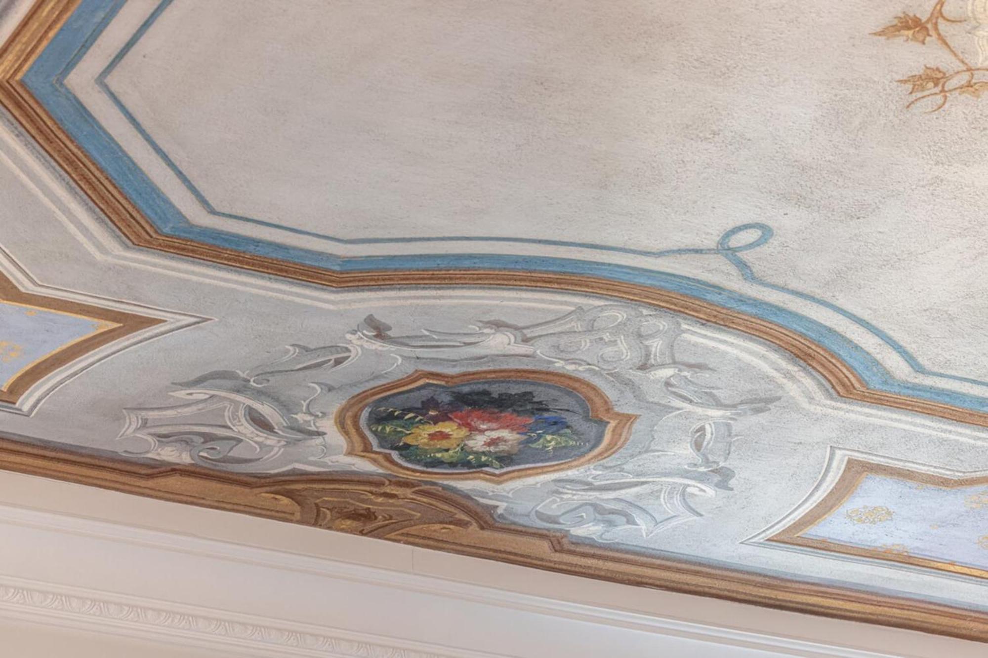 Philibert - Traditional Apart With Historical Fresco Ница Екстериор снимка